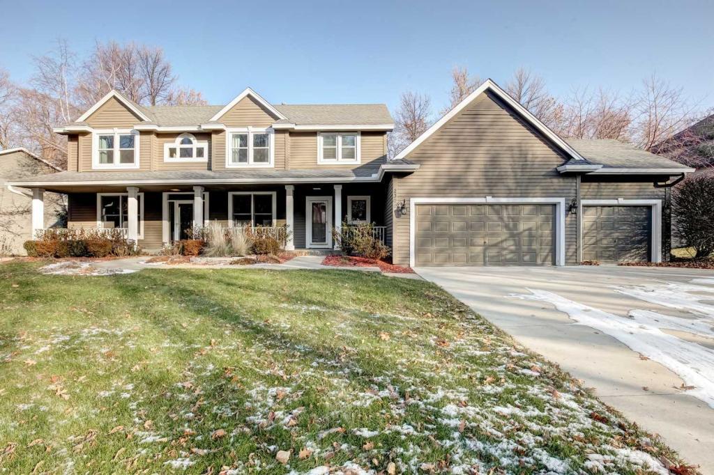 2300 Hunter Drive Chanhassen, MN 55317