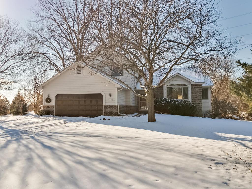 10488 W Riverview Drive Eden Prairie, MN 55347